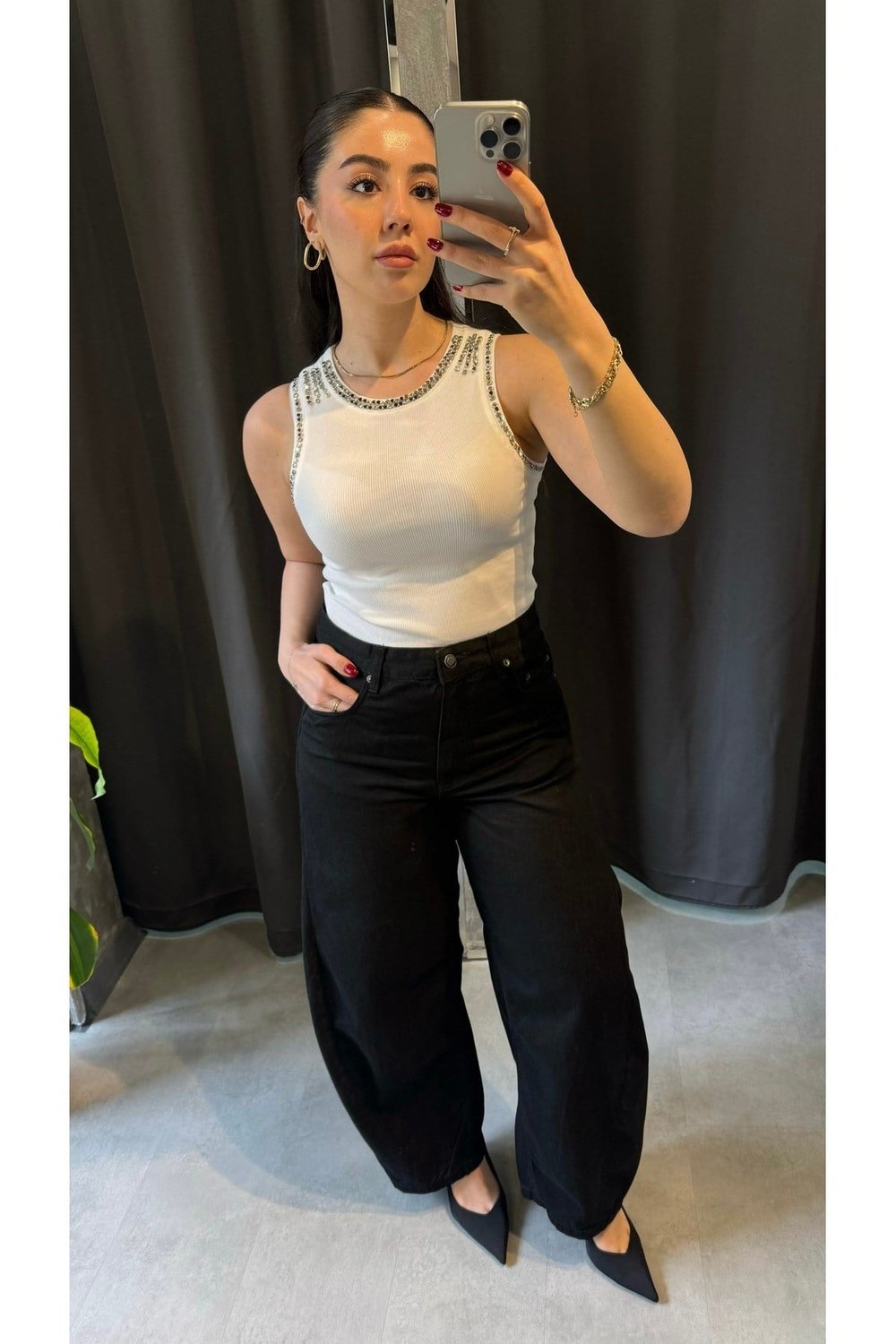 Yaka Ve Kol Taşlı Body