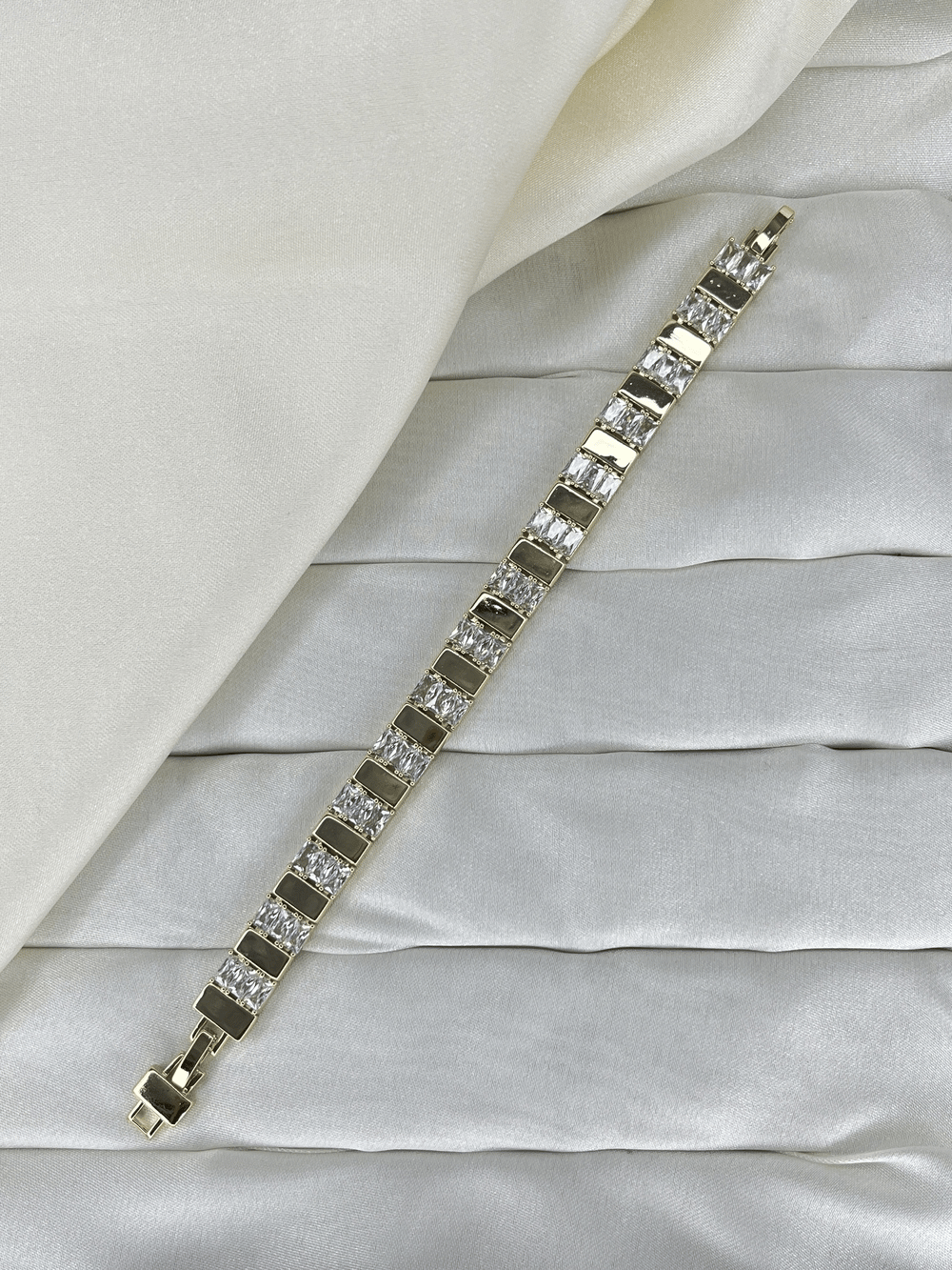 CMJEWELRY VİP Kararmaz Zirkon Taşlı Kadın Bileklik  Gold