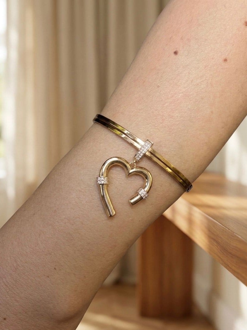 Kalpli Ajda Charm
