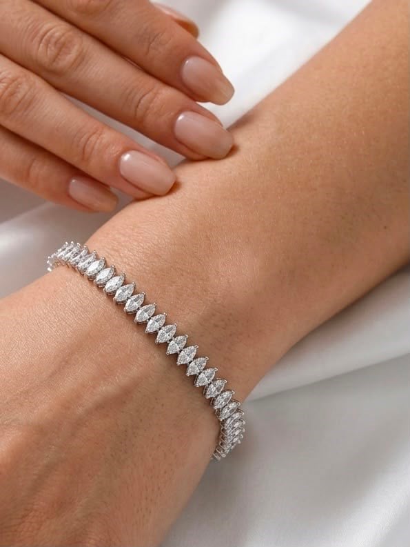 Oval Kesim Su Yolu Silver Bileklik