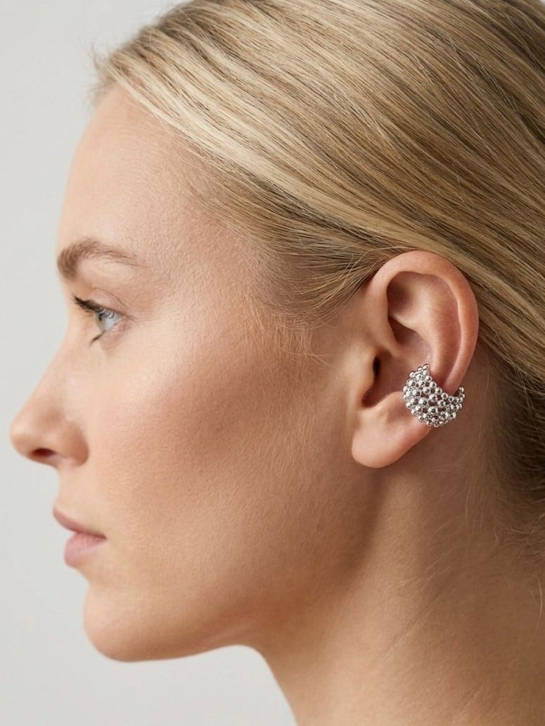 Top Detaylı Silver Kıkırdak Küpe