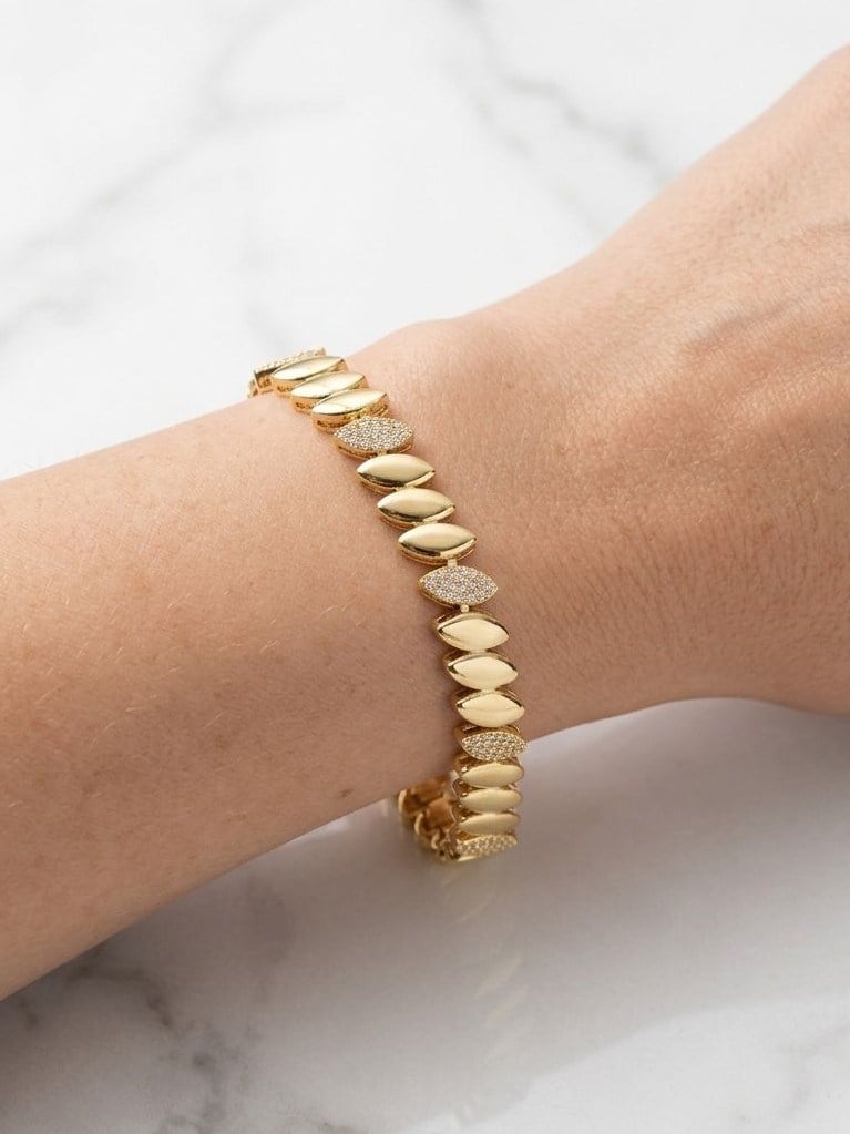 VIP Işıltılı Oval Taşlı Gold Bileklik