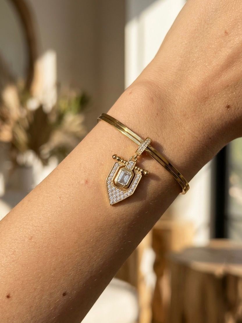 Zirkon Taşlı Ajda Charm