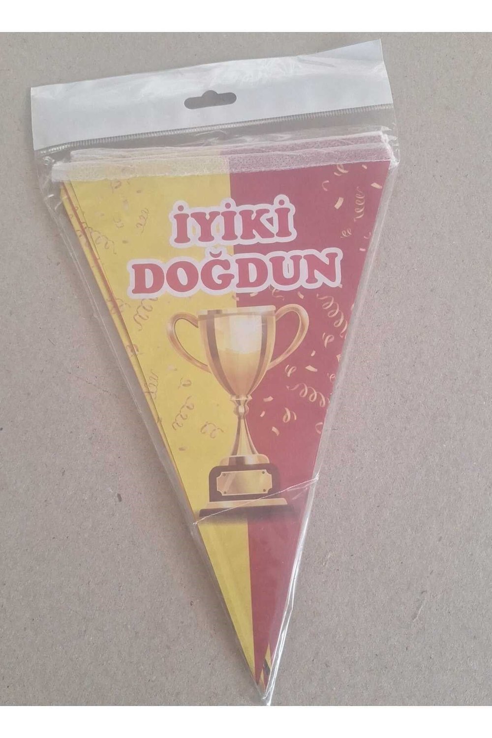 İyiki Doğdun Banner,sarıKırmızı,Sarı Lacivert Desenli,REsimli Taraftar Banner,Flama