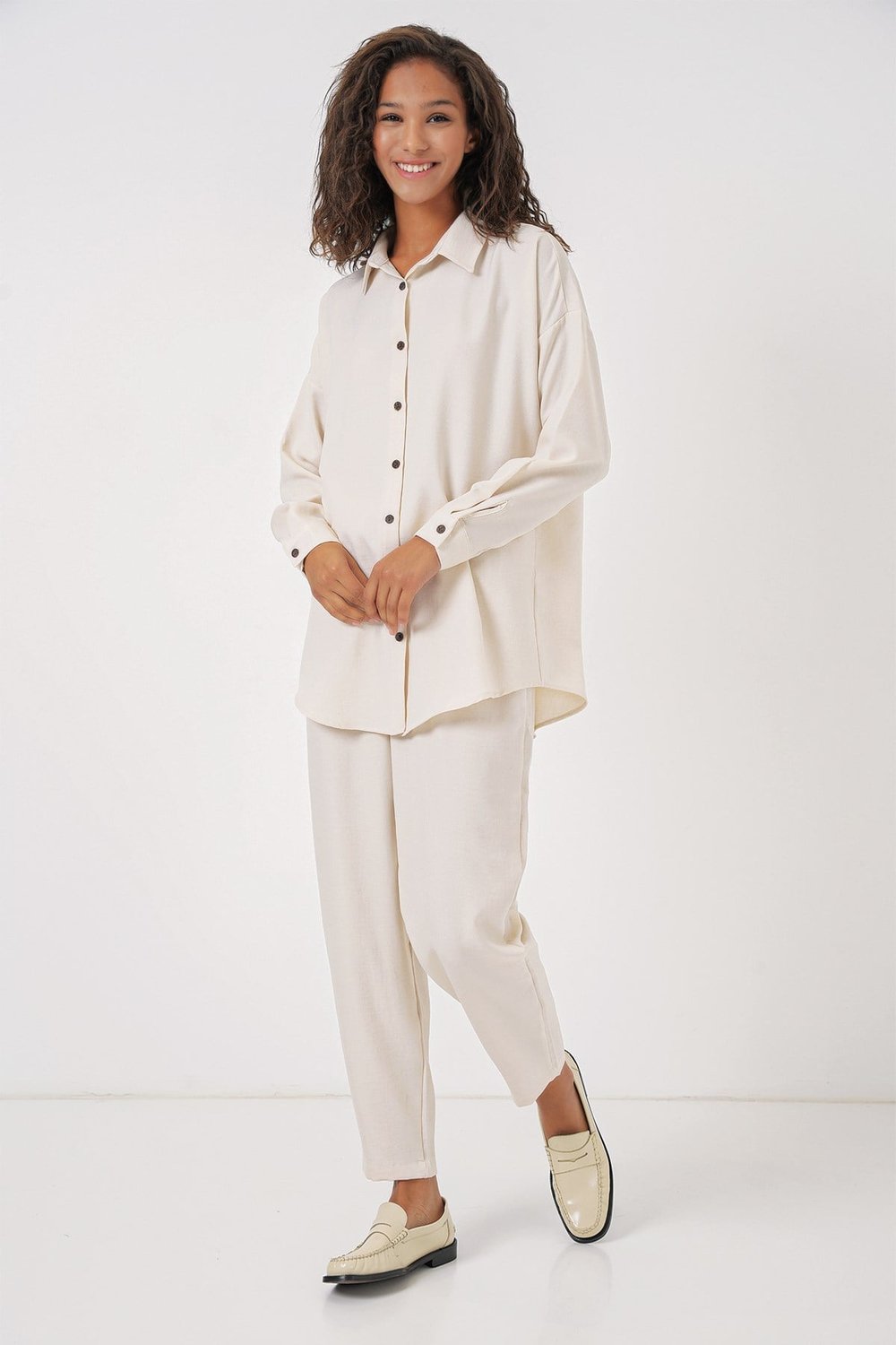 Kadın Ekru Oversize Keten Alt Üst Takım 6622