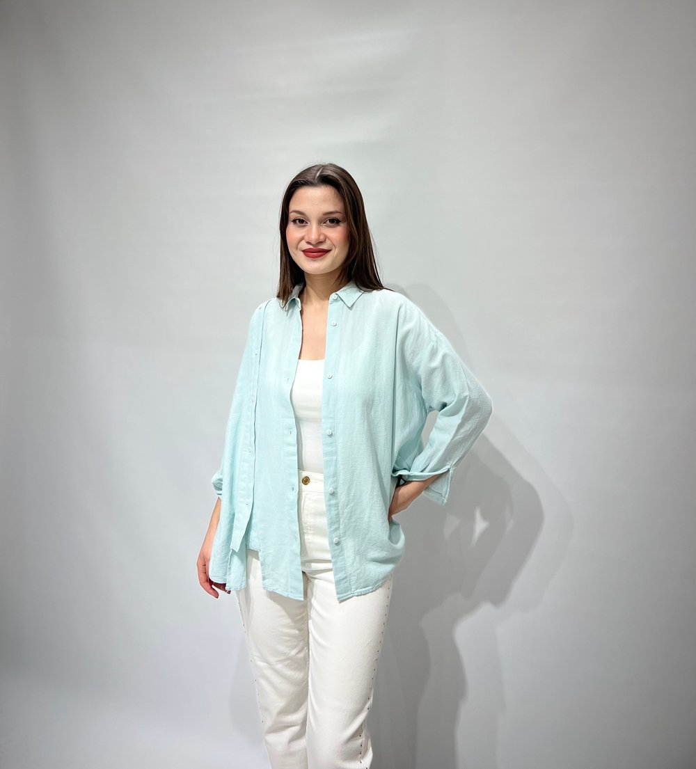 Mint Yeşili Asimetrik Oversize Gömlek