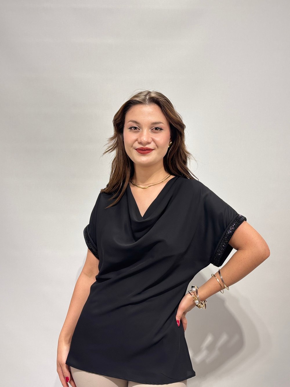 Siyah Degaje Yaka Şifon Bluz 