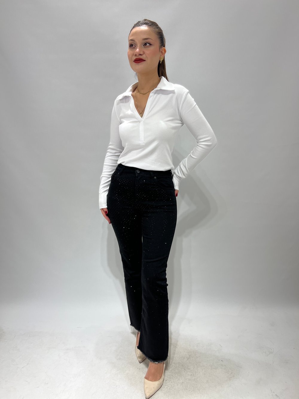 Taşlı Siyah Mini Flare Jean