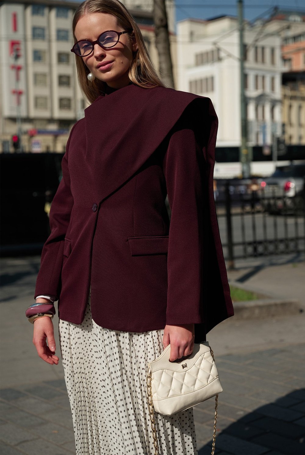 pelerin-detayli-blazer-ceket-burgonya-b19-9d.jpg