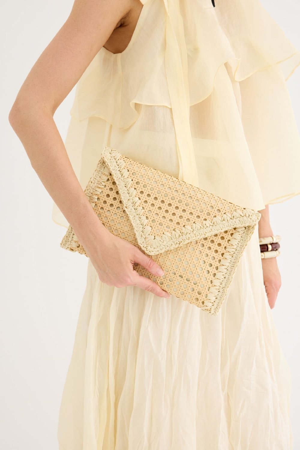 sole-hasir-clutch-canta-bej-f6315f.jpg