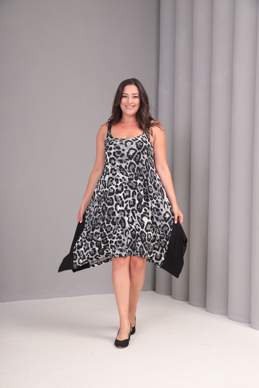 1342 Lastik Askılı Gri Leopar Elbise
