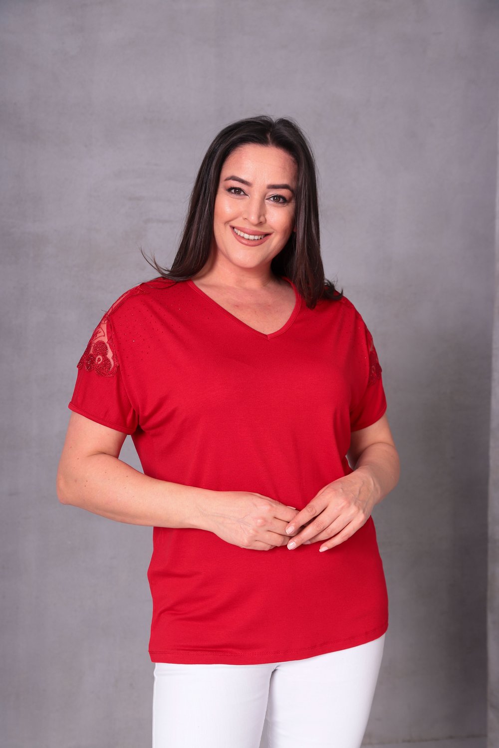 2329 Omuz Çiçek Detaylı Bluz Kırmızı