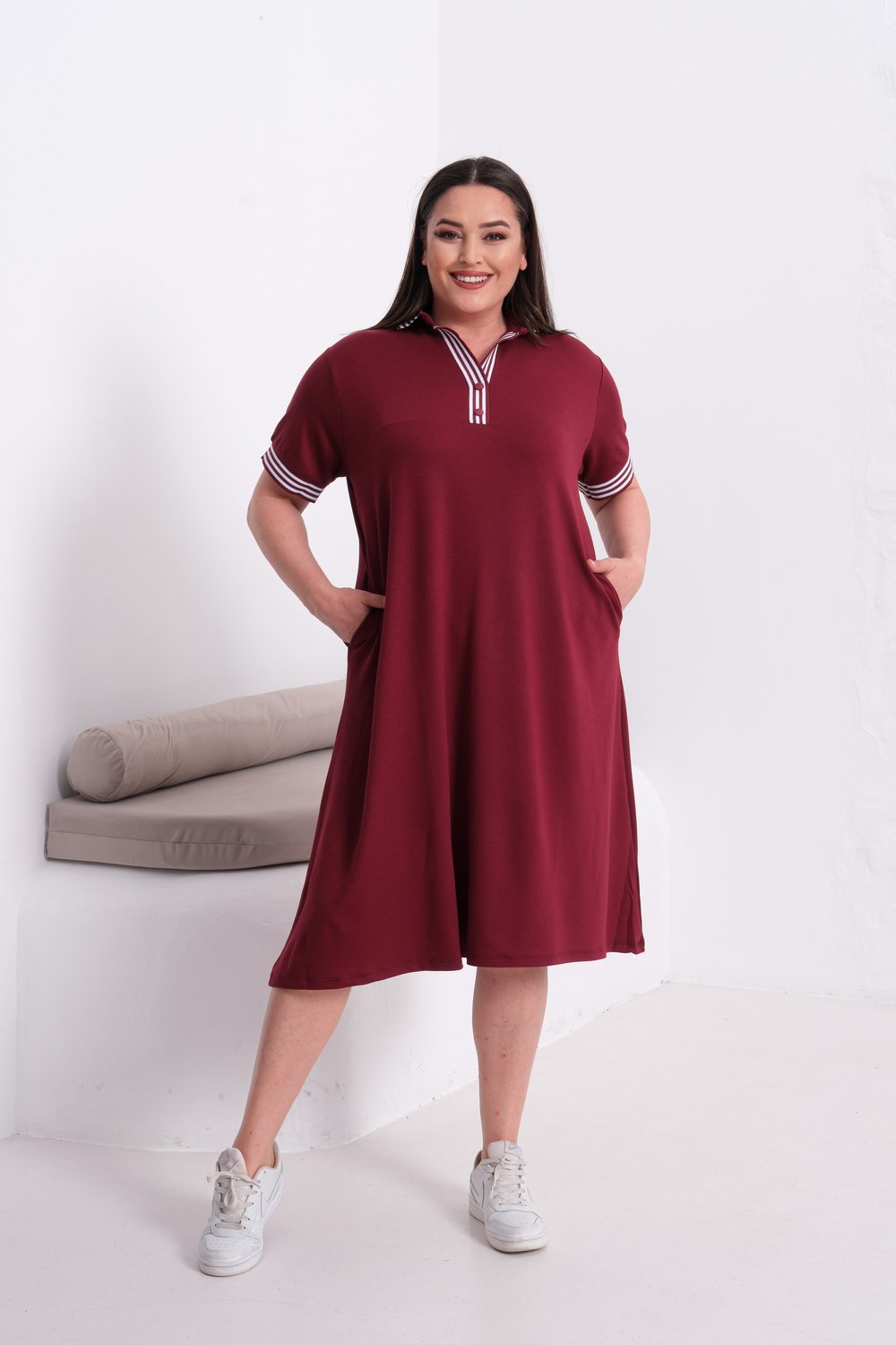3207 Çizgili Polo Yakalı Çan Kesim Elbise Bordo