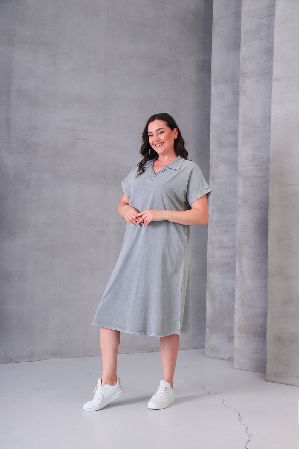 3819 Yıkamalı Kumaş Polo Yaka Elbise Gri