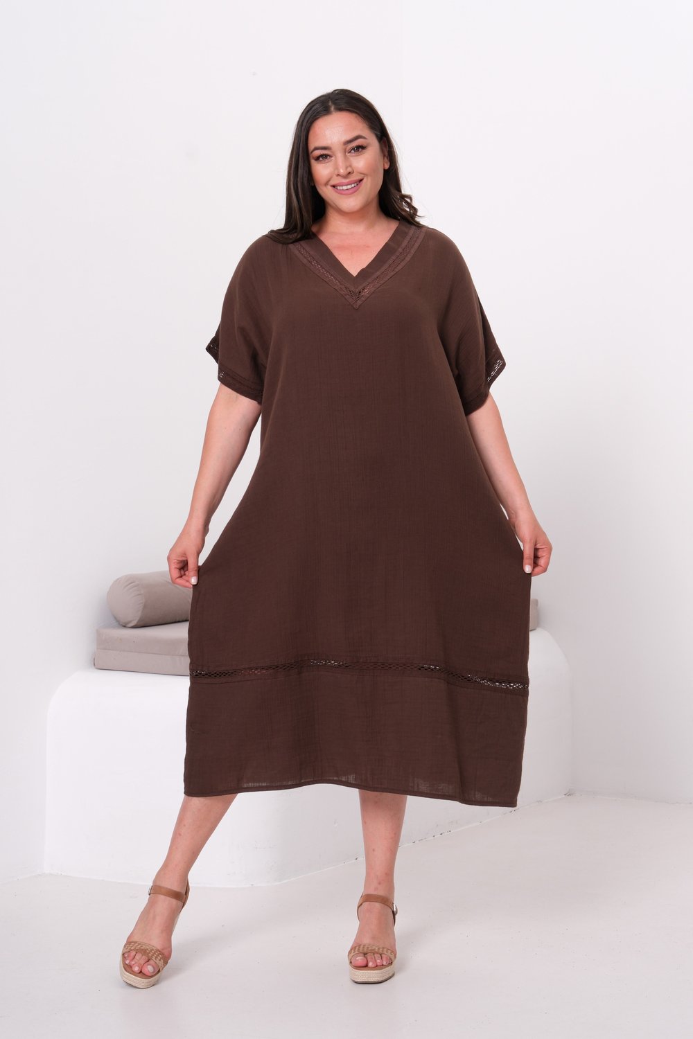 8068 Dantel Detaylı Müzmin Kumaş Oversize Elbise