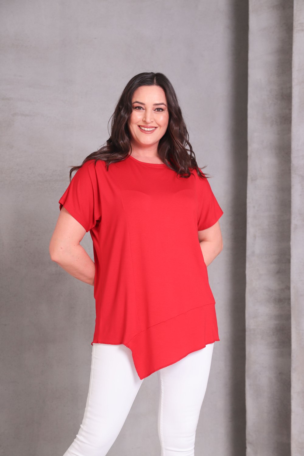 Asimetrik Kesim Basic T-shirt Kırmızı