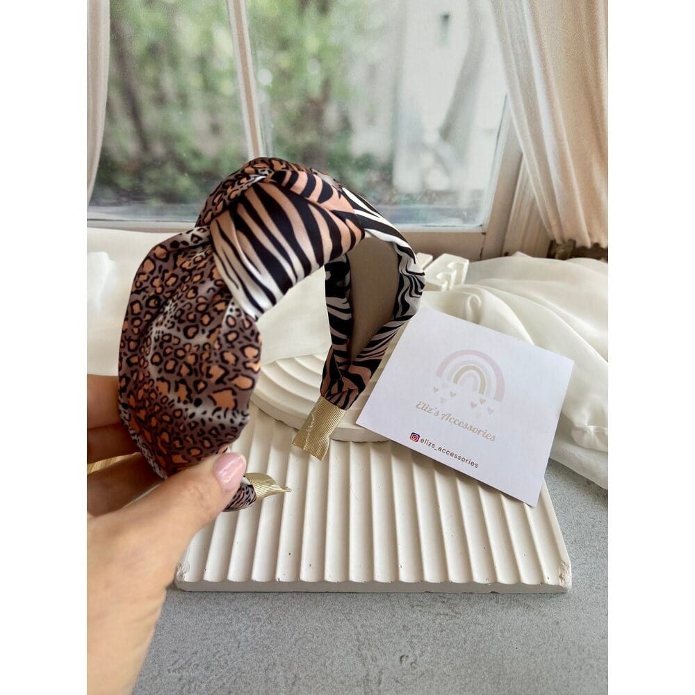 KAHVE VE TONLARI LEOPAR SATEN DÜĞÜM MODEL TAÇ