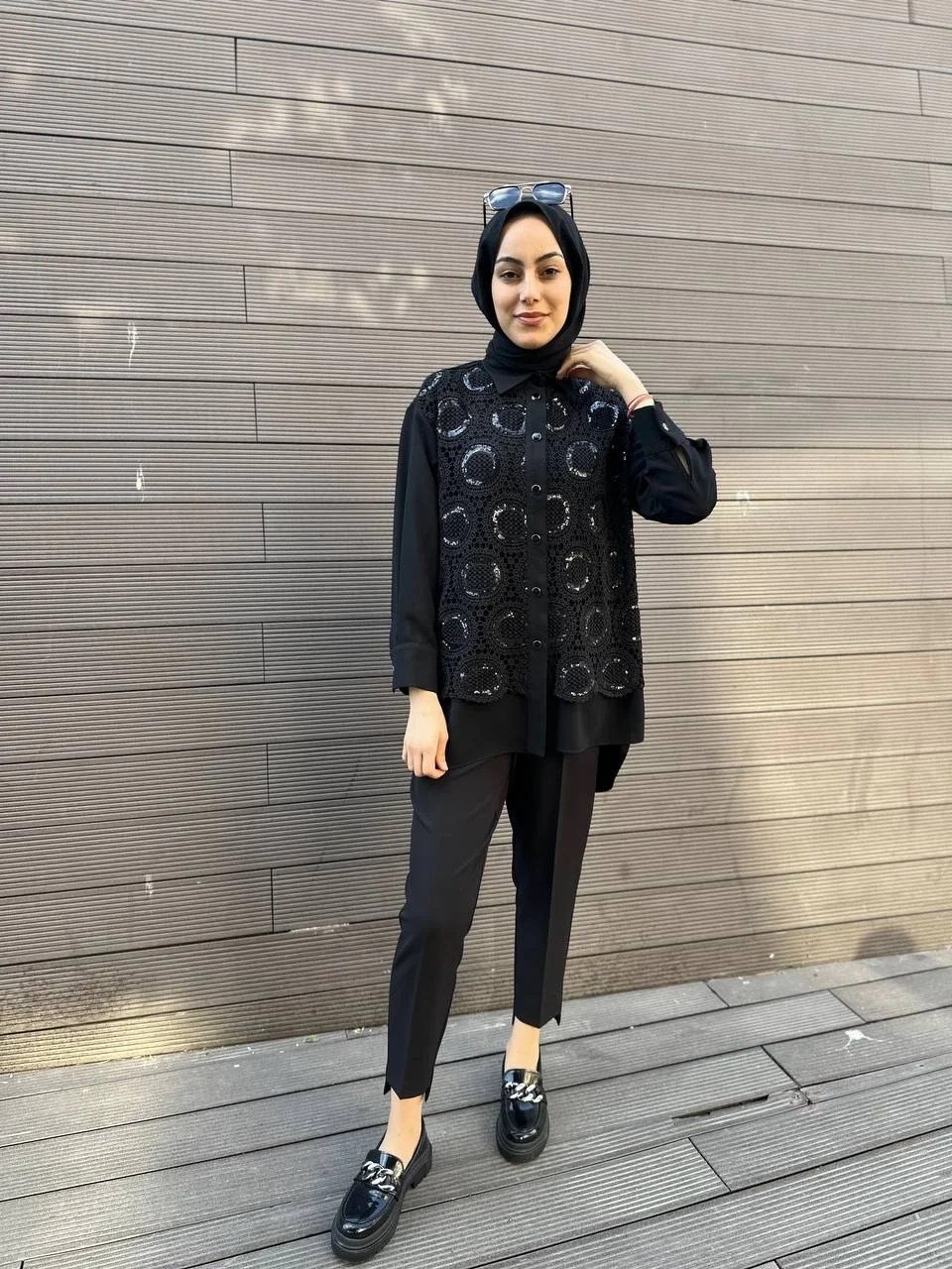 MY312 24S8190 Siyah Pul Payetli Tunik