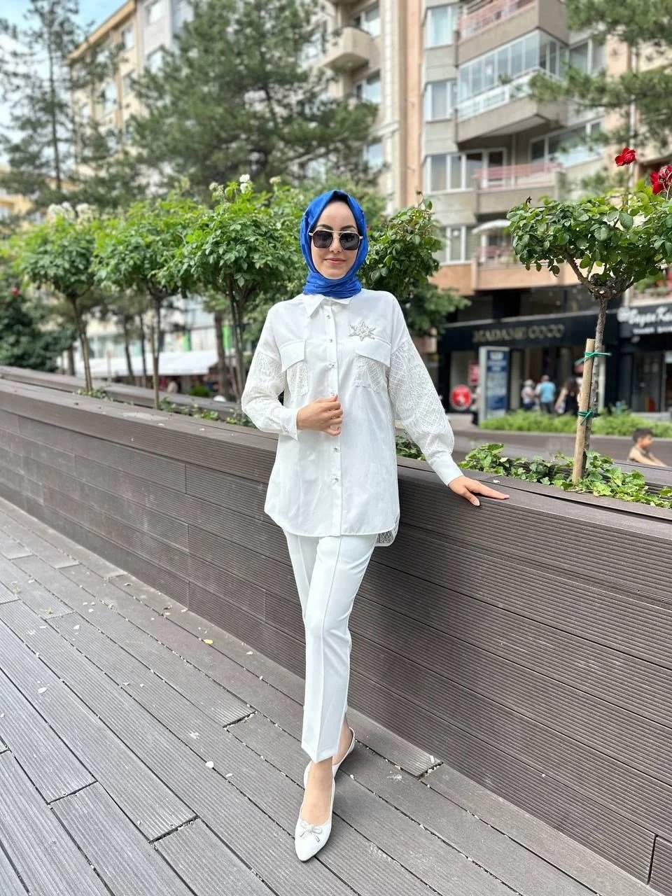 MY312 24S8214 Ekru Dantelli Yıldızlı Gömlek
