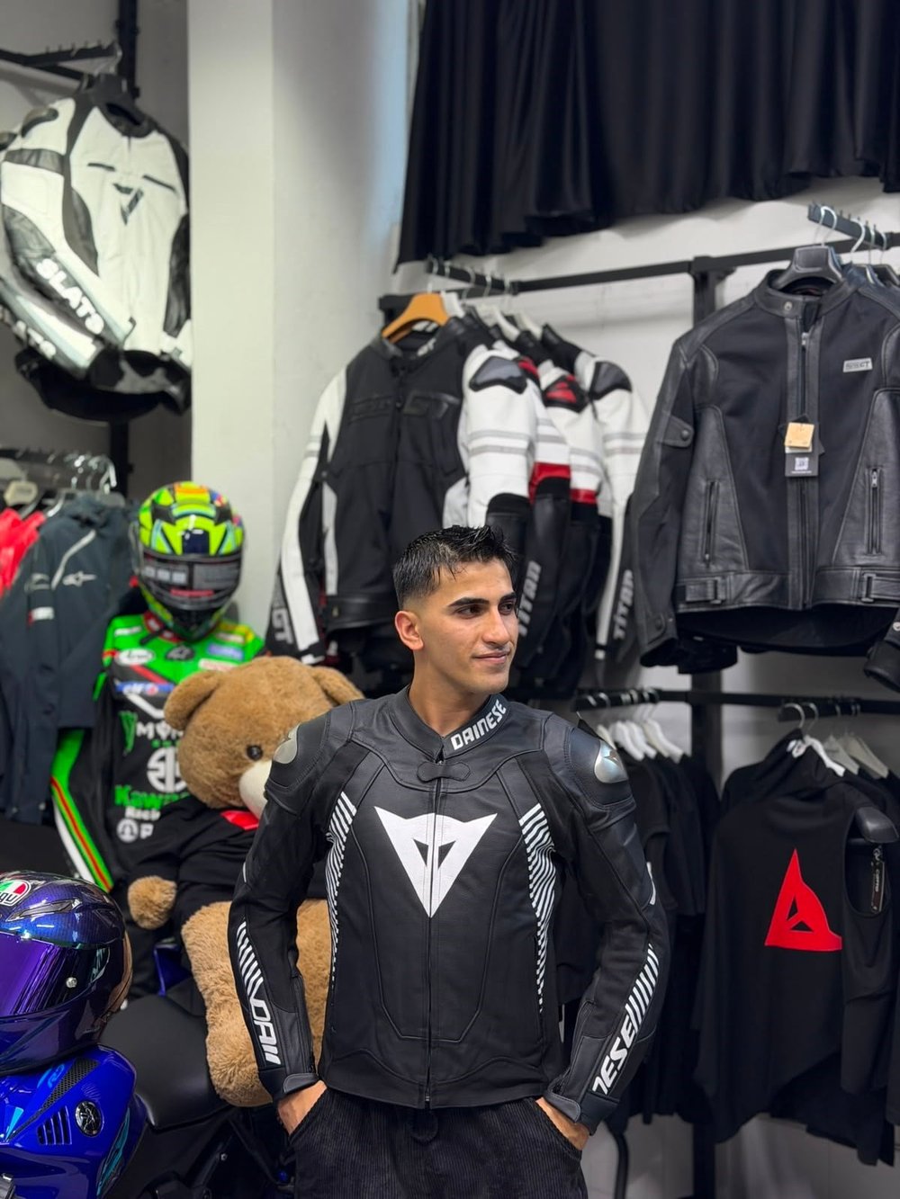 Dainese Deri Ceketi Siyah-Beyaz Çizgili
