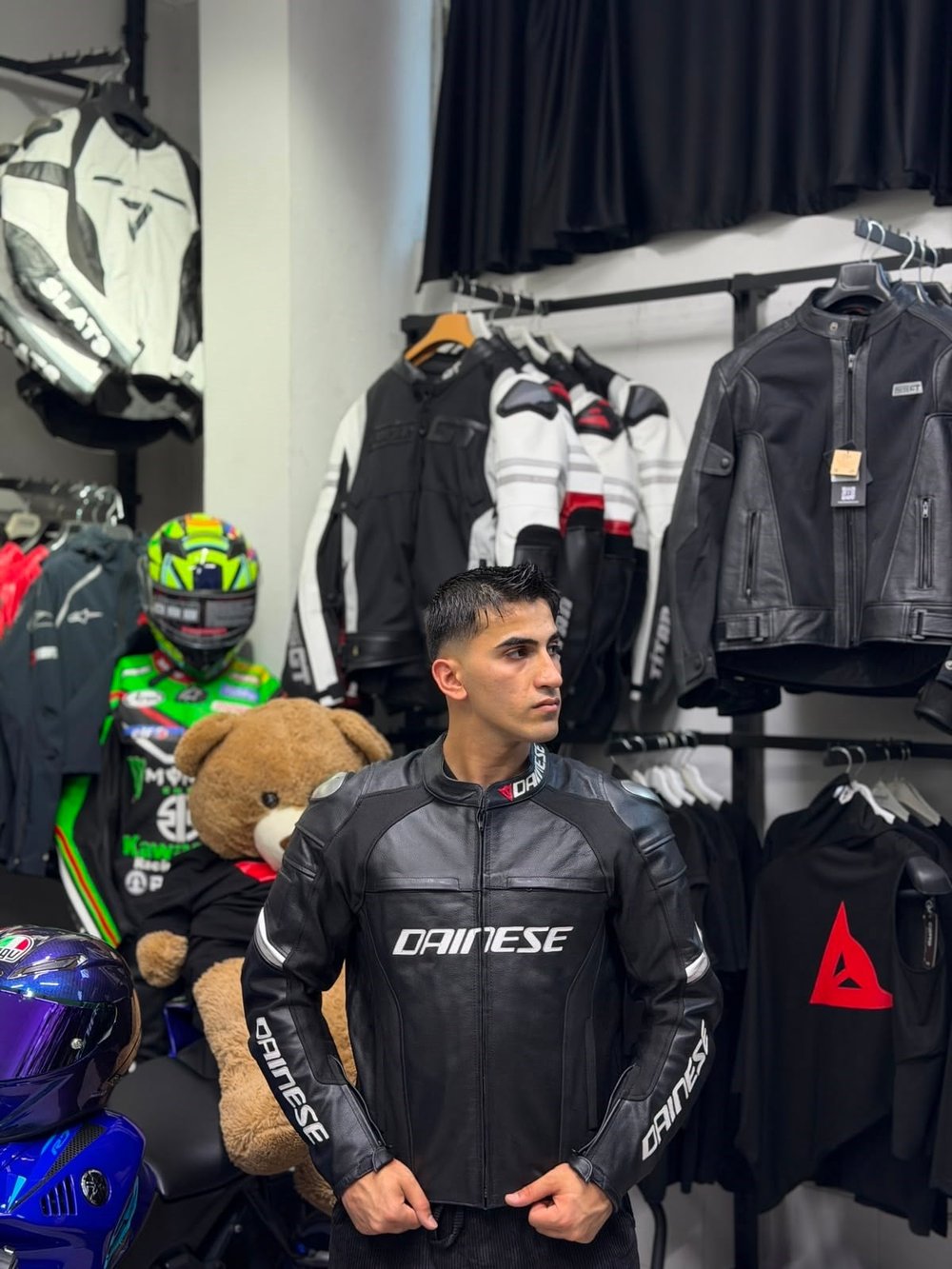 Dainese Sport Hörgüçsüz Deri Ceketİ Siyah-Beyaz