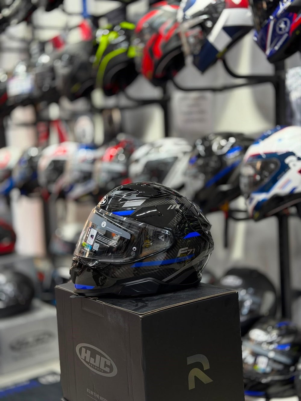 Hjc F71 Kask Carbon Esira Mc2