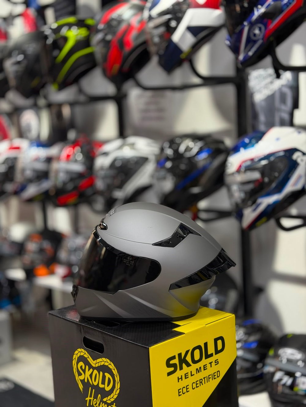 Skold Full Gri Mat Kask