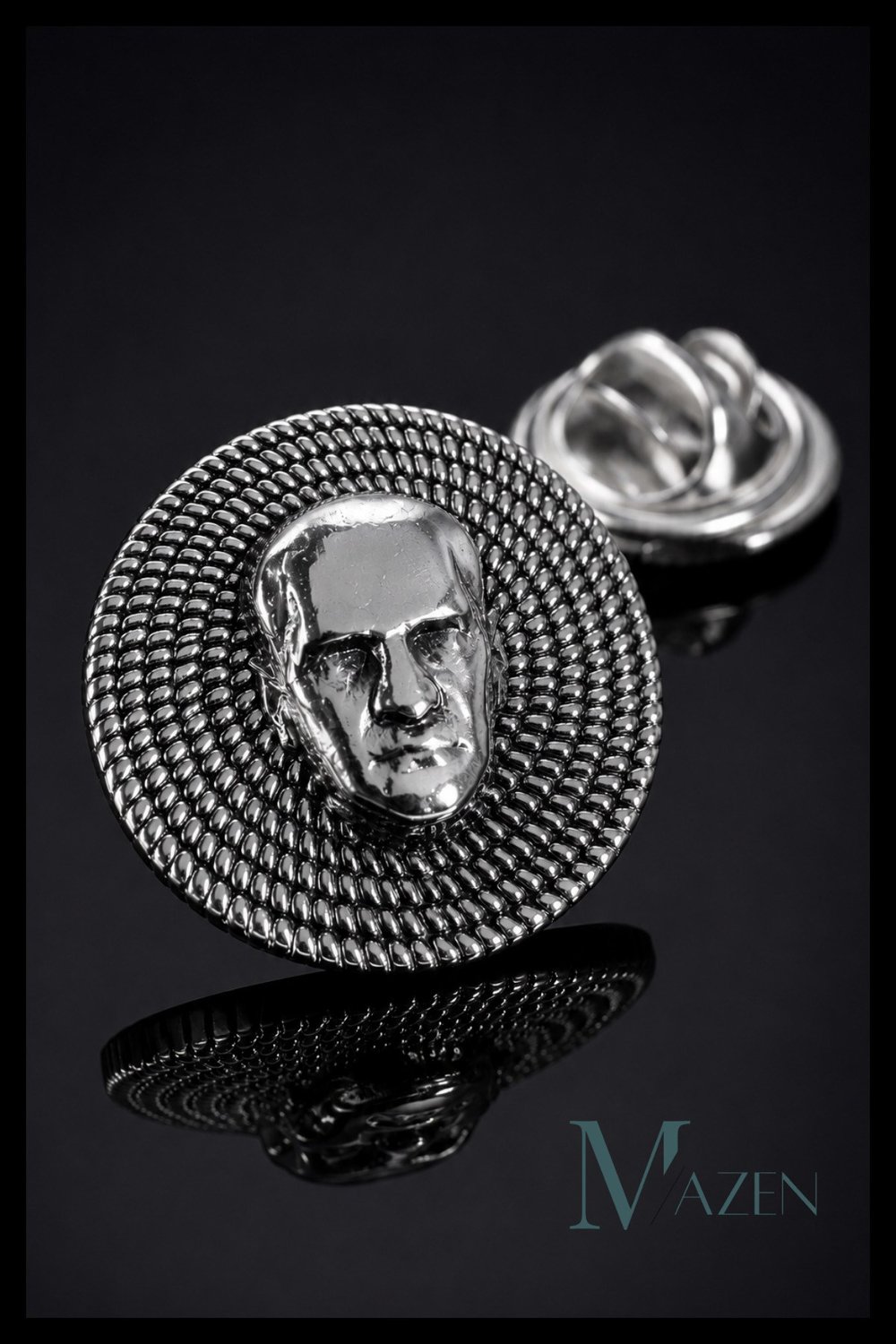 Atatürk Kabartmalı Yuvarlak Metal Yaka Rozeti Gümüş Renk