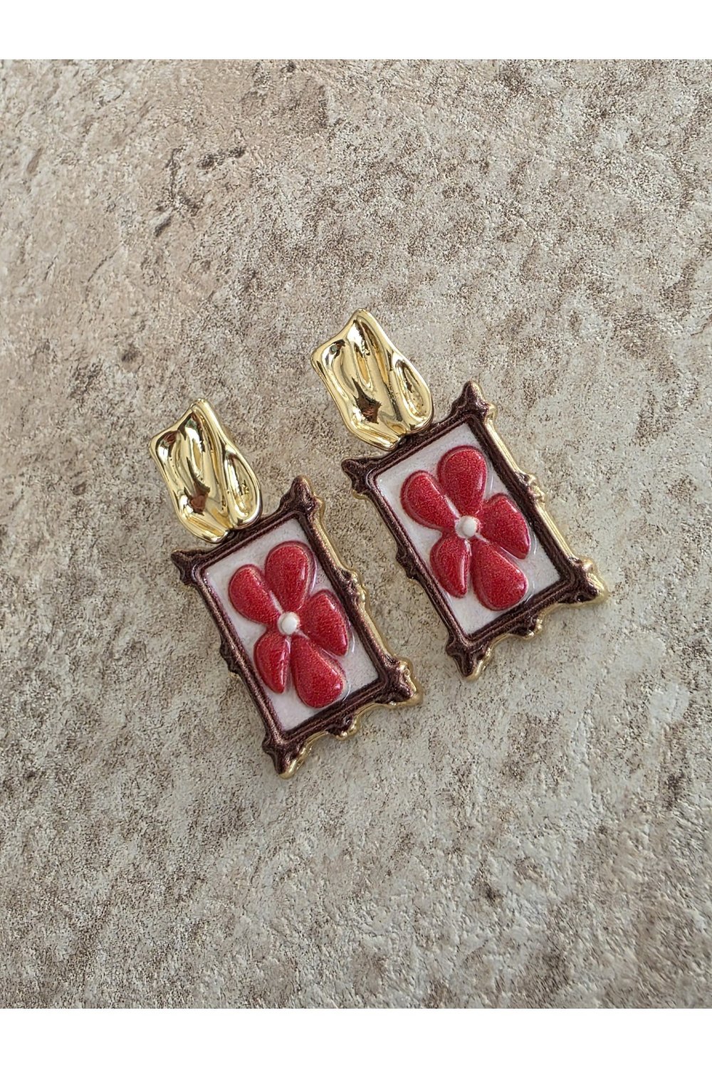 Gold Kırmızı Çiçek Küpe