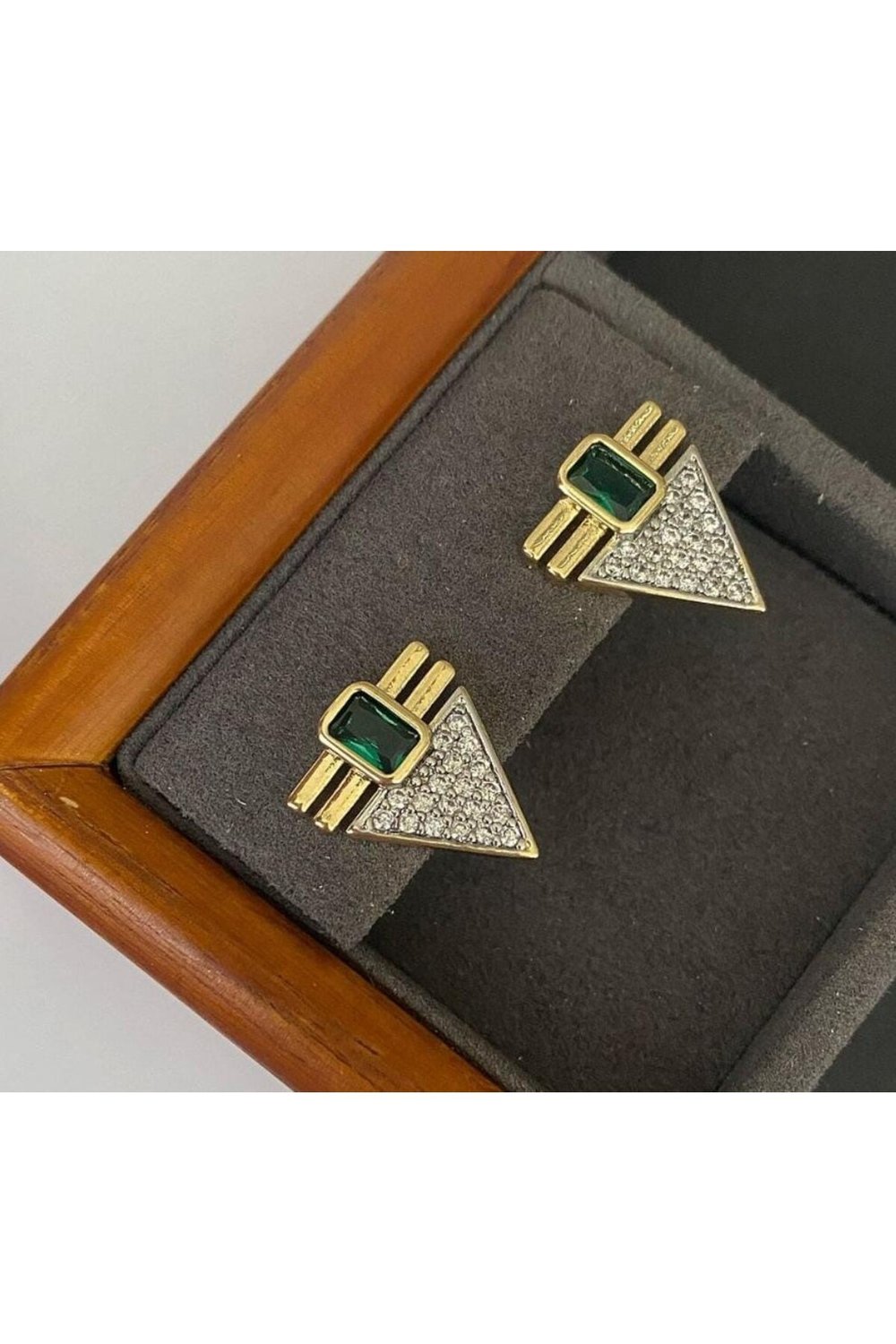 Gold yeşil taş küpe