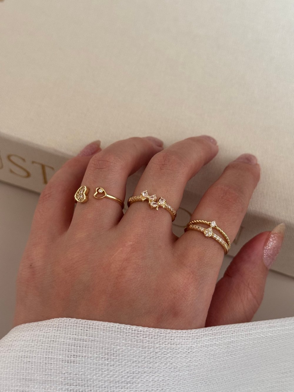 3’lü Ayarlanabilir Gold Yüzük Seti – Kalp ve Taş Detaylı 3330