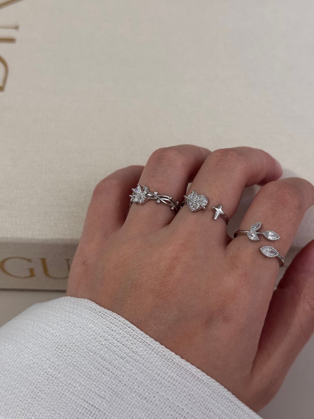 3’lü Ayarlanabilir Gümüş Renk Yüzük Seti – Kalp, Yıldız ve Yaprak Detaylı 3331