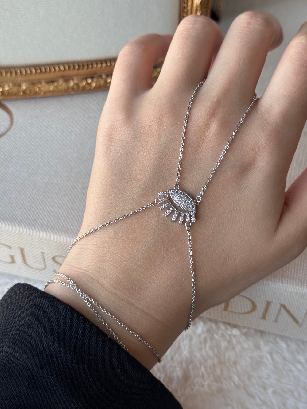 Kirpikli Göz Şahmeran Silver 3658