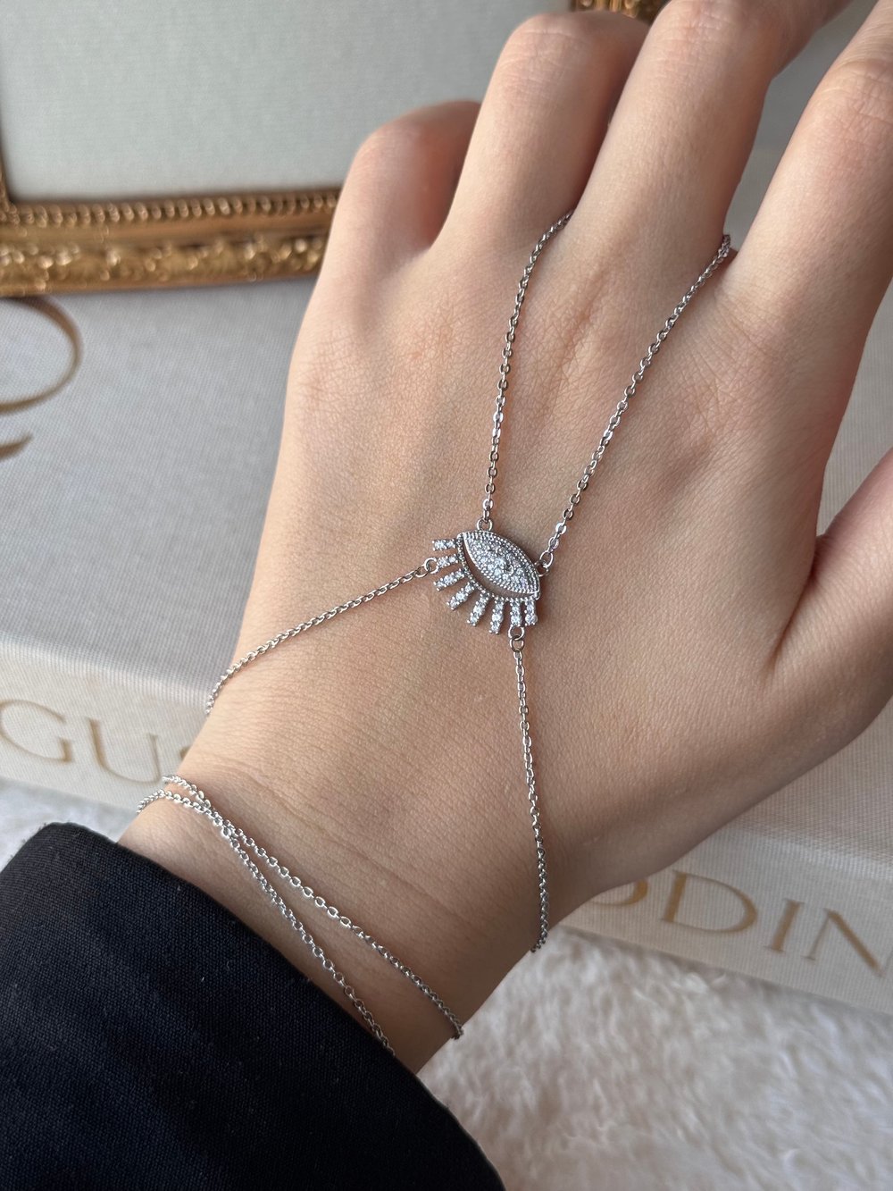 Kirpikli Göz Şahmeran Silver 3658