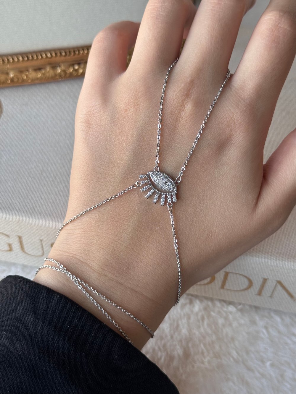 Kirpikli Göz Şahmeran Silver 3658