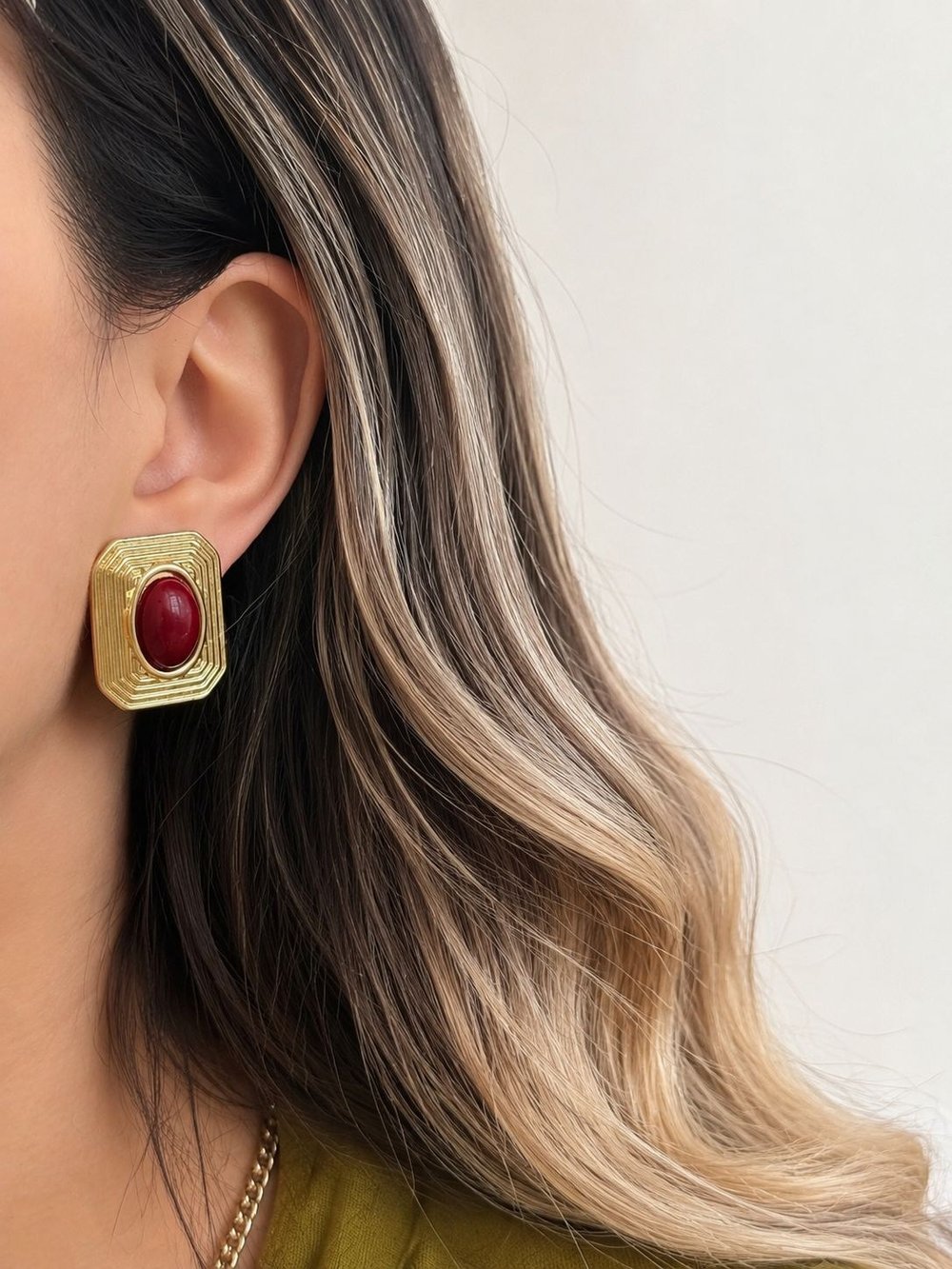Özel Seri Bordo Taşlı Vintage Küpe 4301