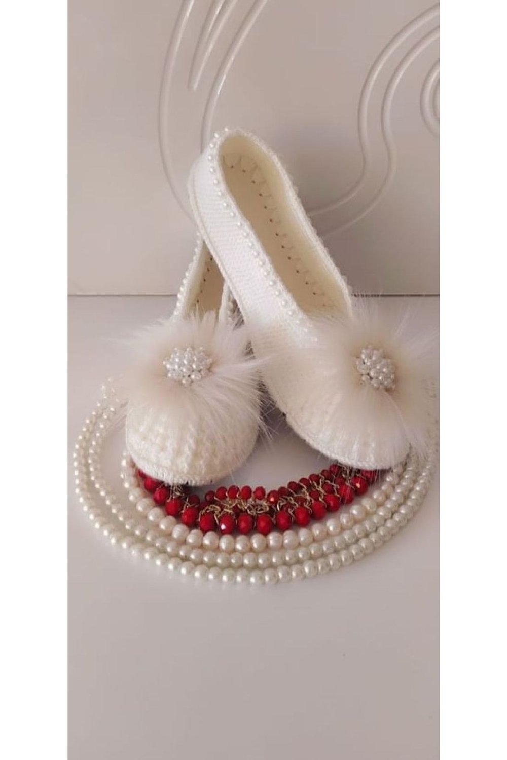 Burliva El Örgüsü Keçe Tabanlı Taş Detaylı Örme Patik