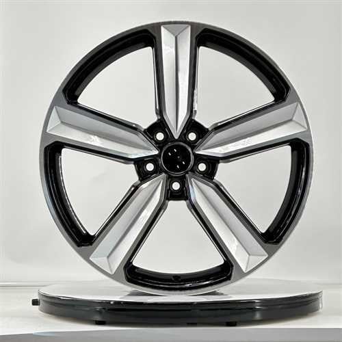 SONİC 1015/1 8.0X18 5X112 ET35 66,45 BD