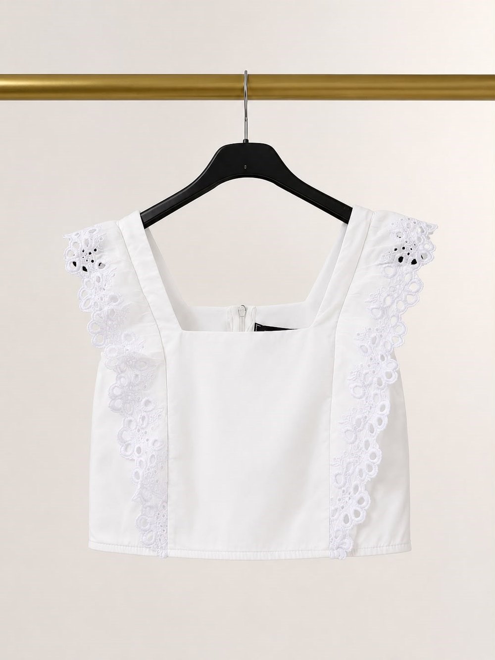 Trendyol Beyaz Fisto Dantel Detaylı Crop Bluz 