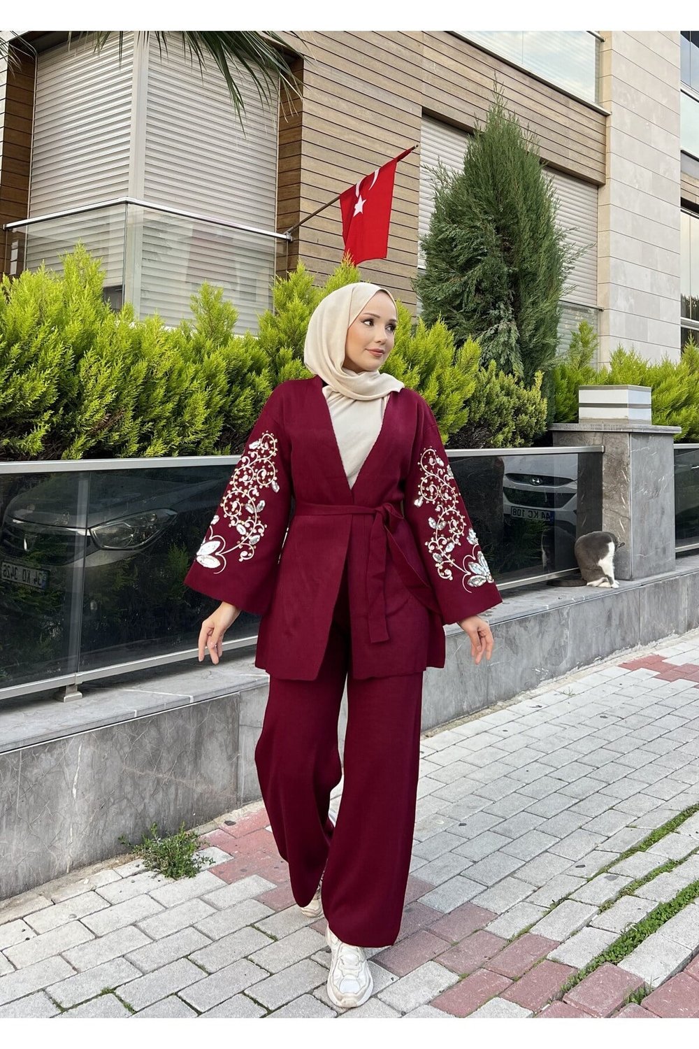 Nakışlı Pullu Triko Kimono Takım
