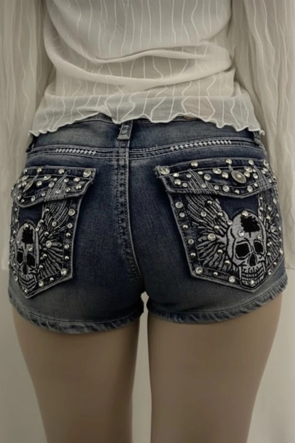 Mavi Yıkamalı Taşlı Skull Wings Grunge Y2K Mini Kot Şort