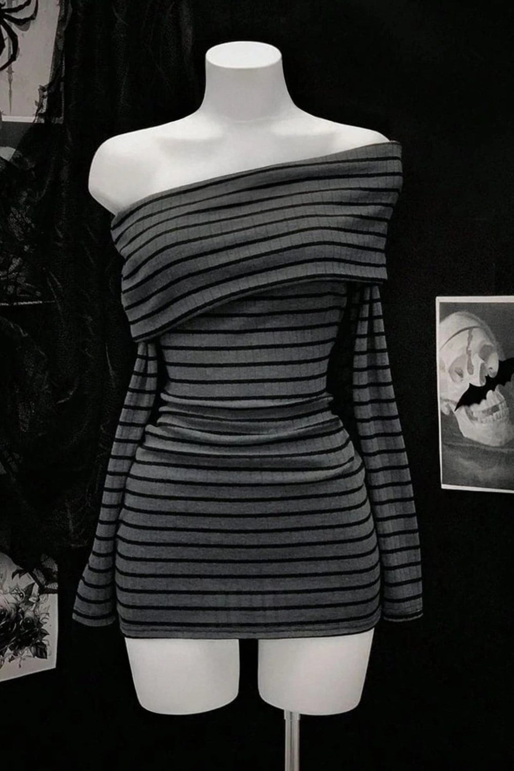 Omuz Dekolteli Çizgili Uzun Kollu Bodycon Elbise