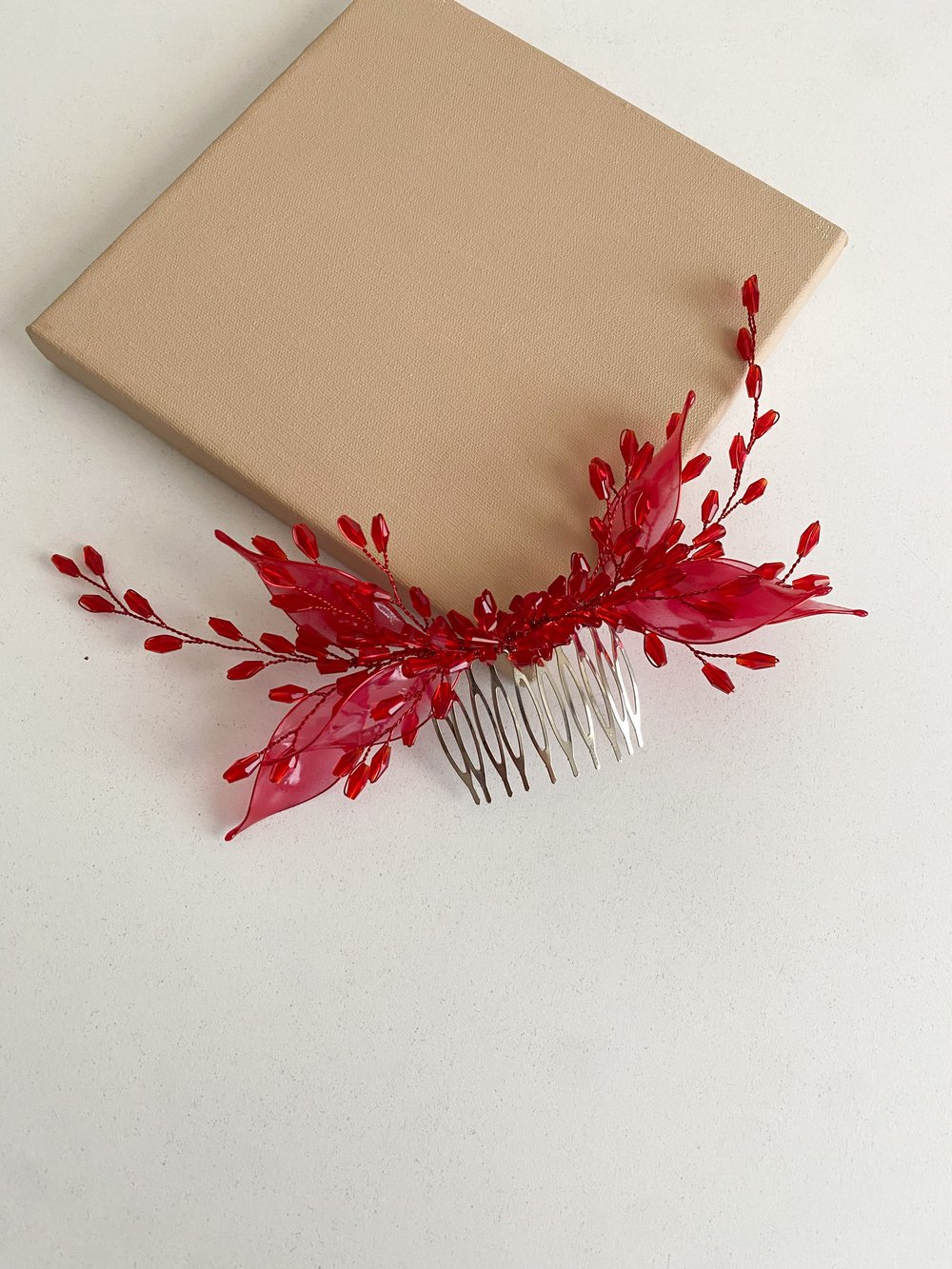 YAPRAK DETAYLI KINA SAÇ TOKASIGİZEM ACCESSORY