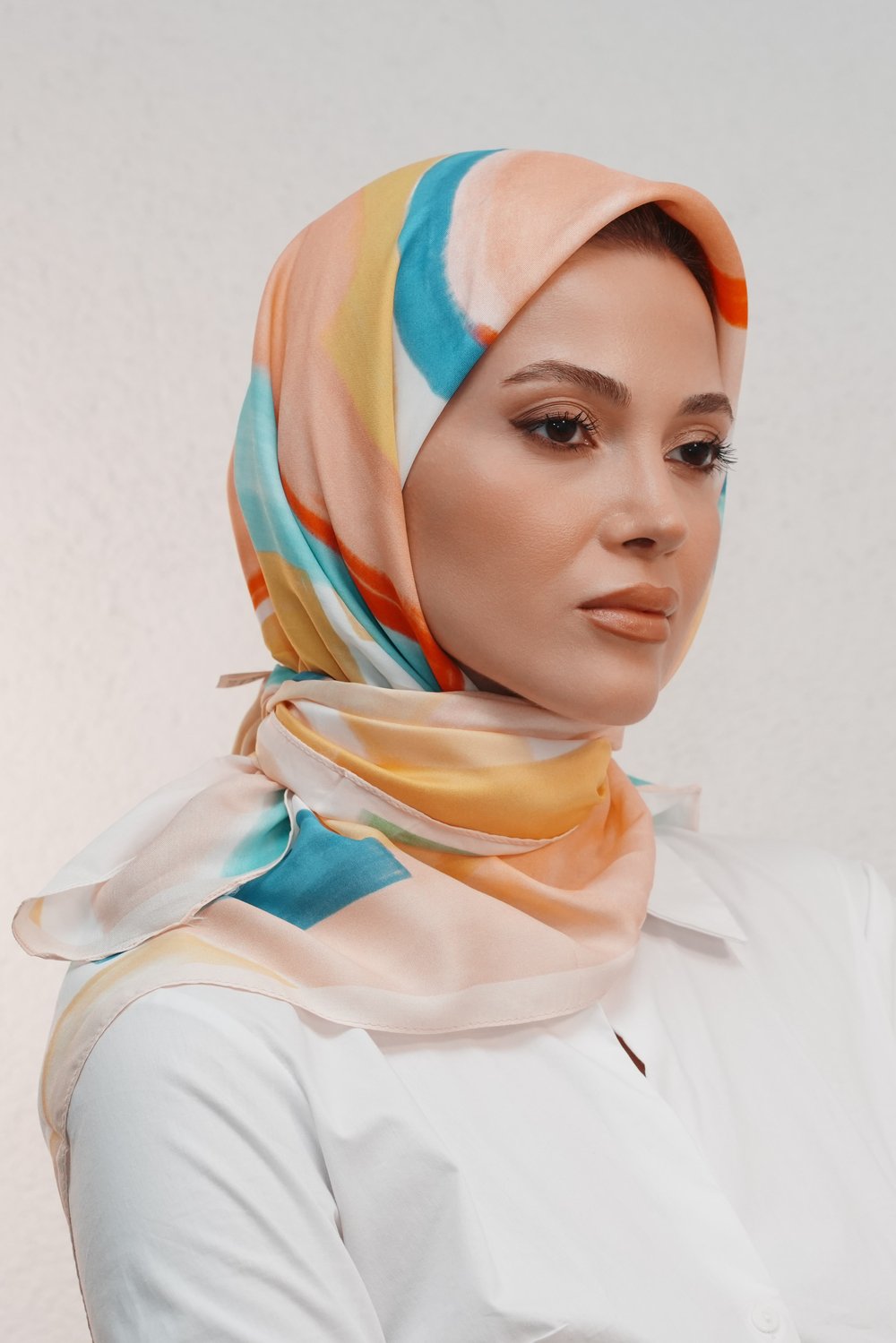 Aura Desenli Floş Viskon Eşarp