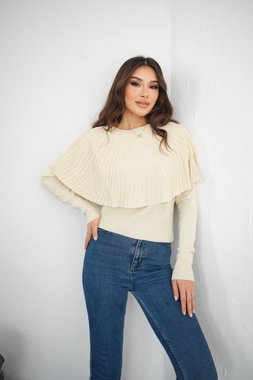 Piliseli Pelerin Detaylı Triko Bluz