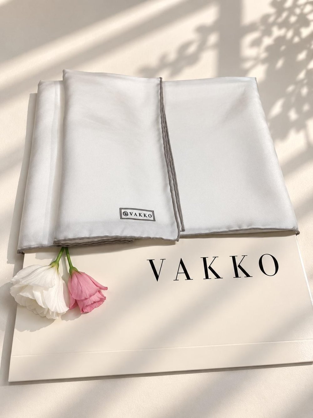 Vakko %100 Twill İpek Düz Eşarp – Premium Kalite, Yumuşak Dokulu, Şık ve Zarif Tesettür Eşarp