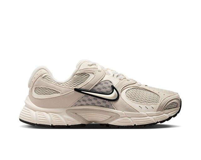 NIKE W V5 RNR Kadın Günlük Ayakkabı II6294-100 Beyaz