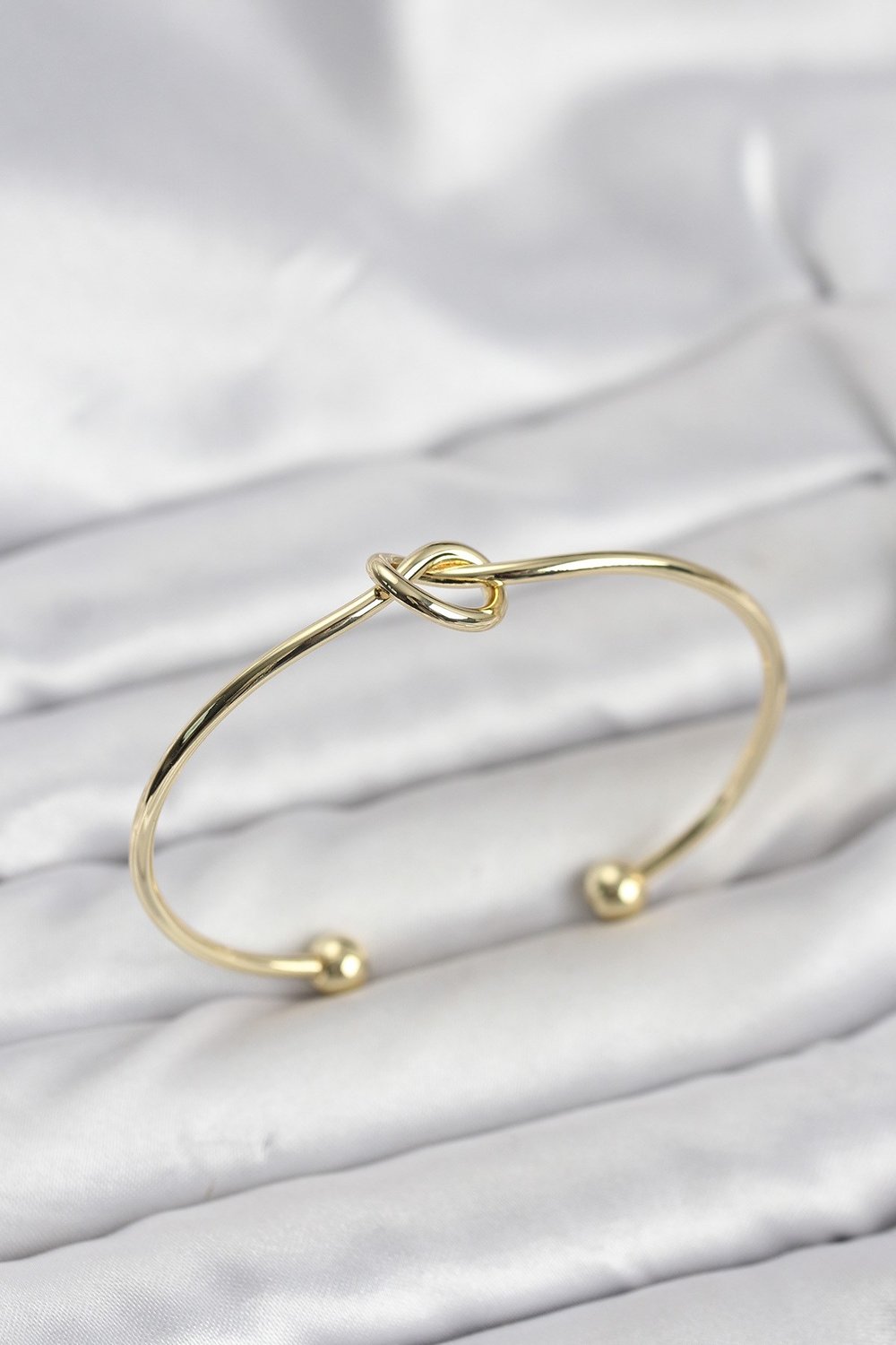 Düğüm Model Pirinç Gold Renk Kadın Bileklik