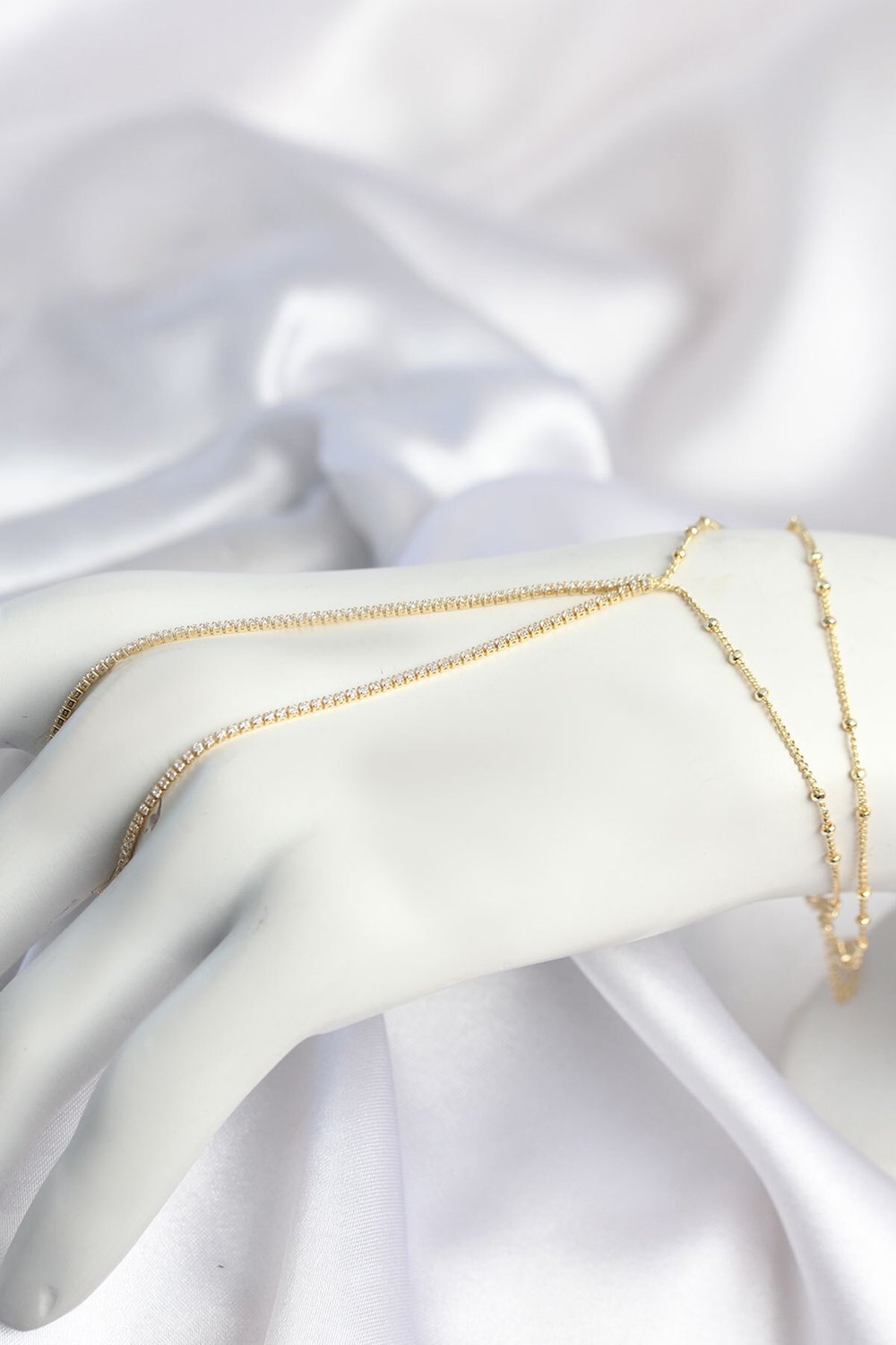 Gold Renk Minimal Zirkon Taşlı Su Yolu Model Şahmeran