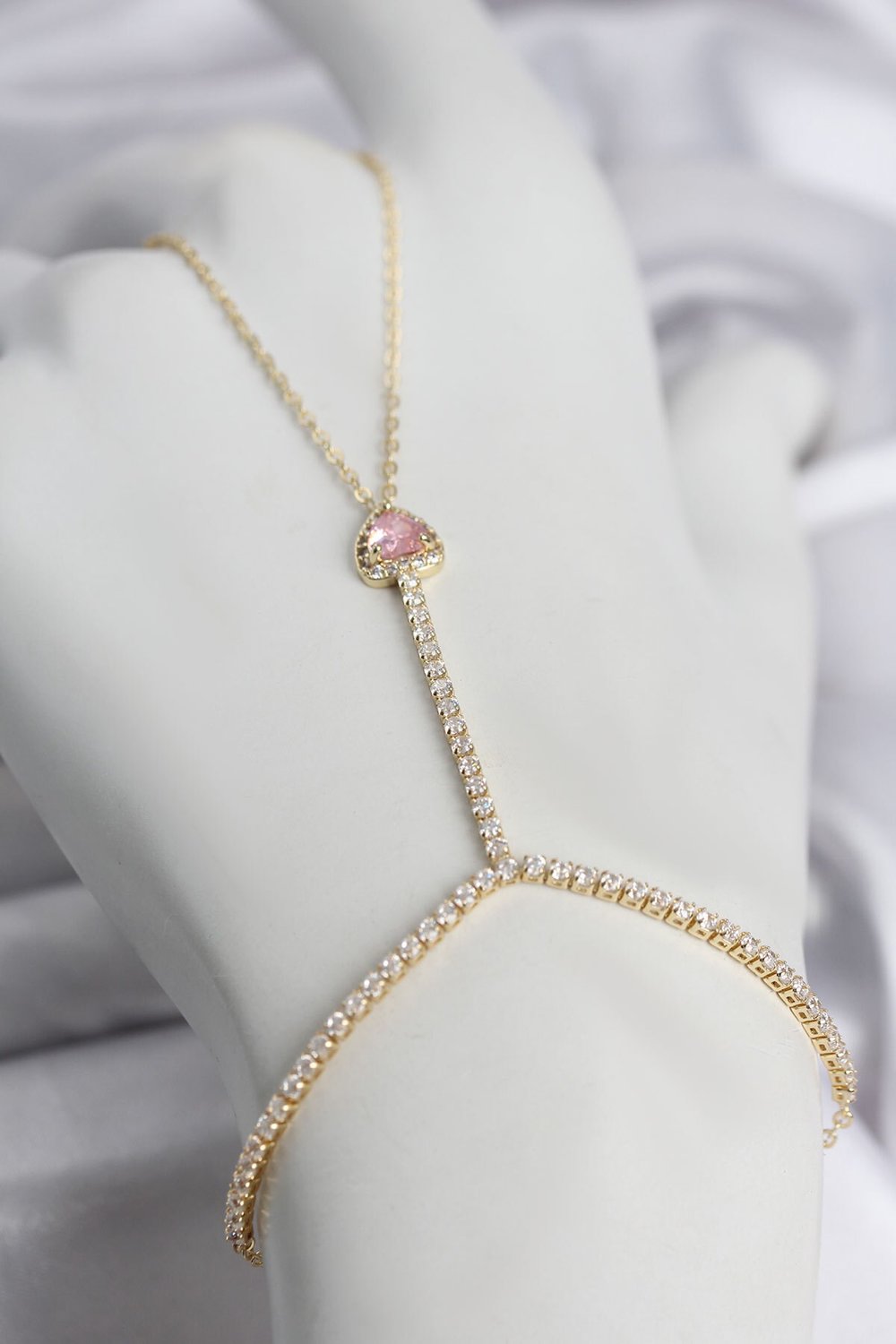 Gold Renk Pirinç Zirkon Taşlı Pembe Kalp Model Şahmeran